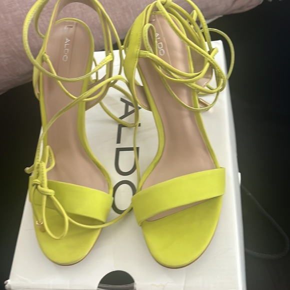 Aldo open toe heels - Picture 4 of 4